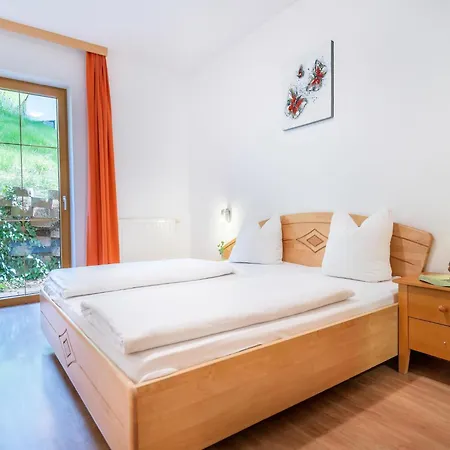 Appartement In Stubai With Balcony And Room, Cleaning Included *
